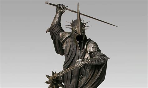 The regalia of the witch king of angmar